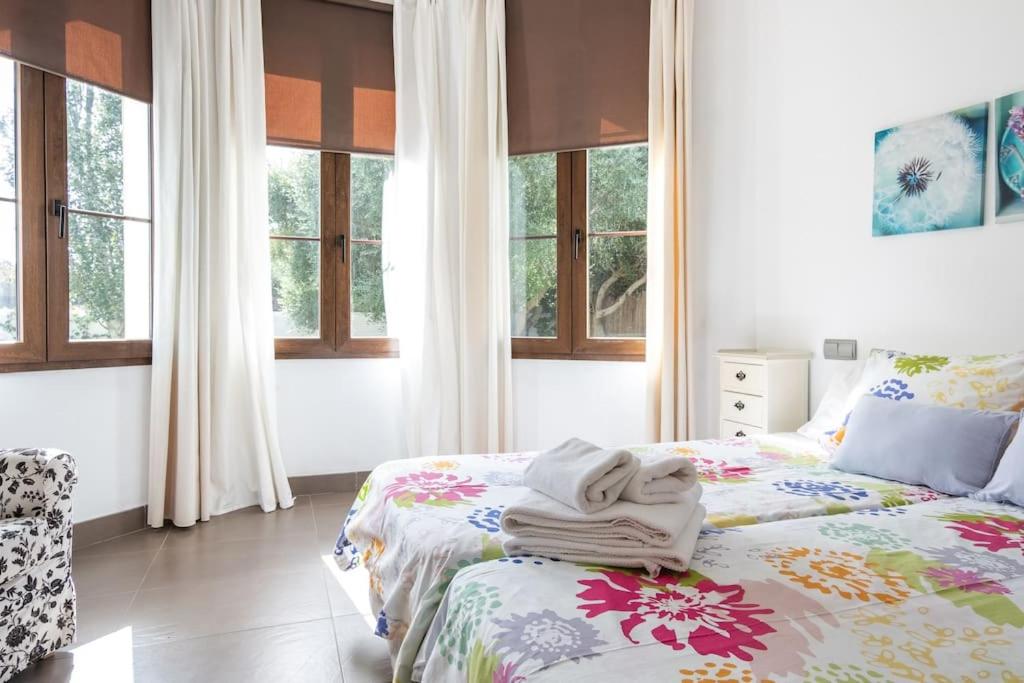 Amazing seaviews Villa Voramar with pool Sa Torre