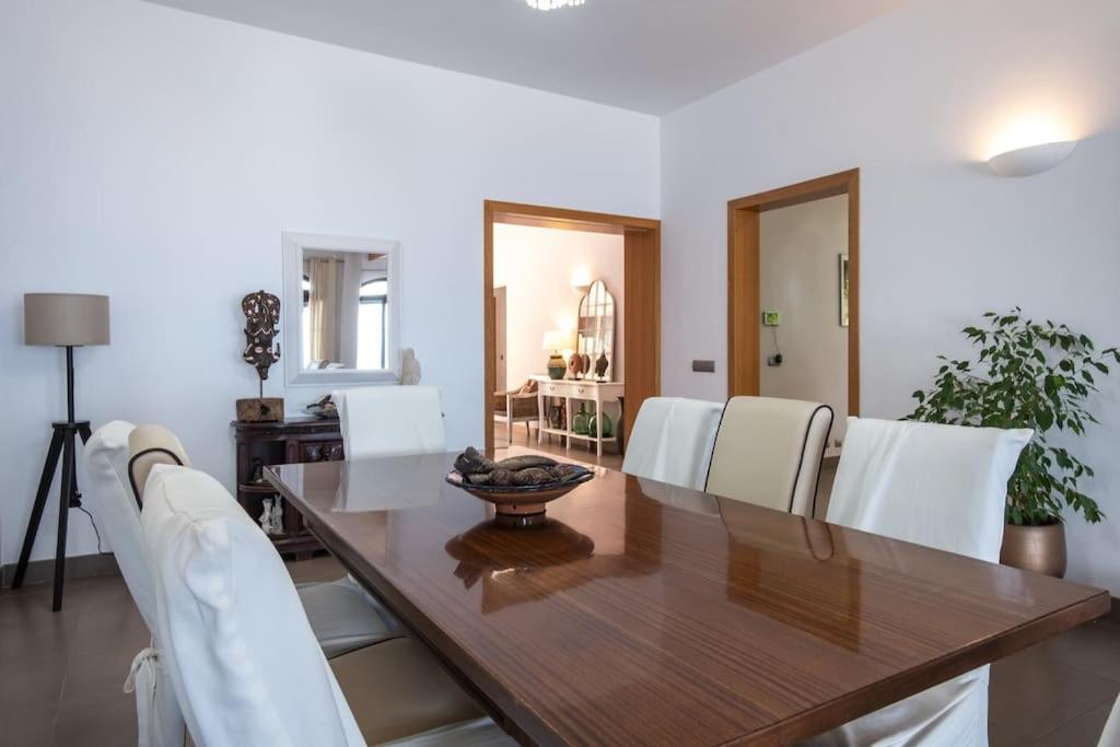 Amazing seaviews Villa Voramar with pool Sa Torre