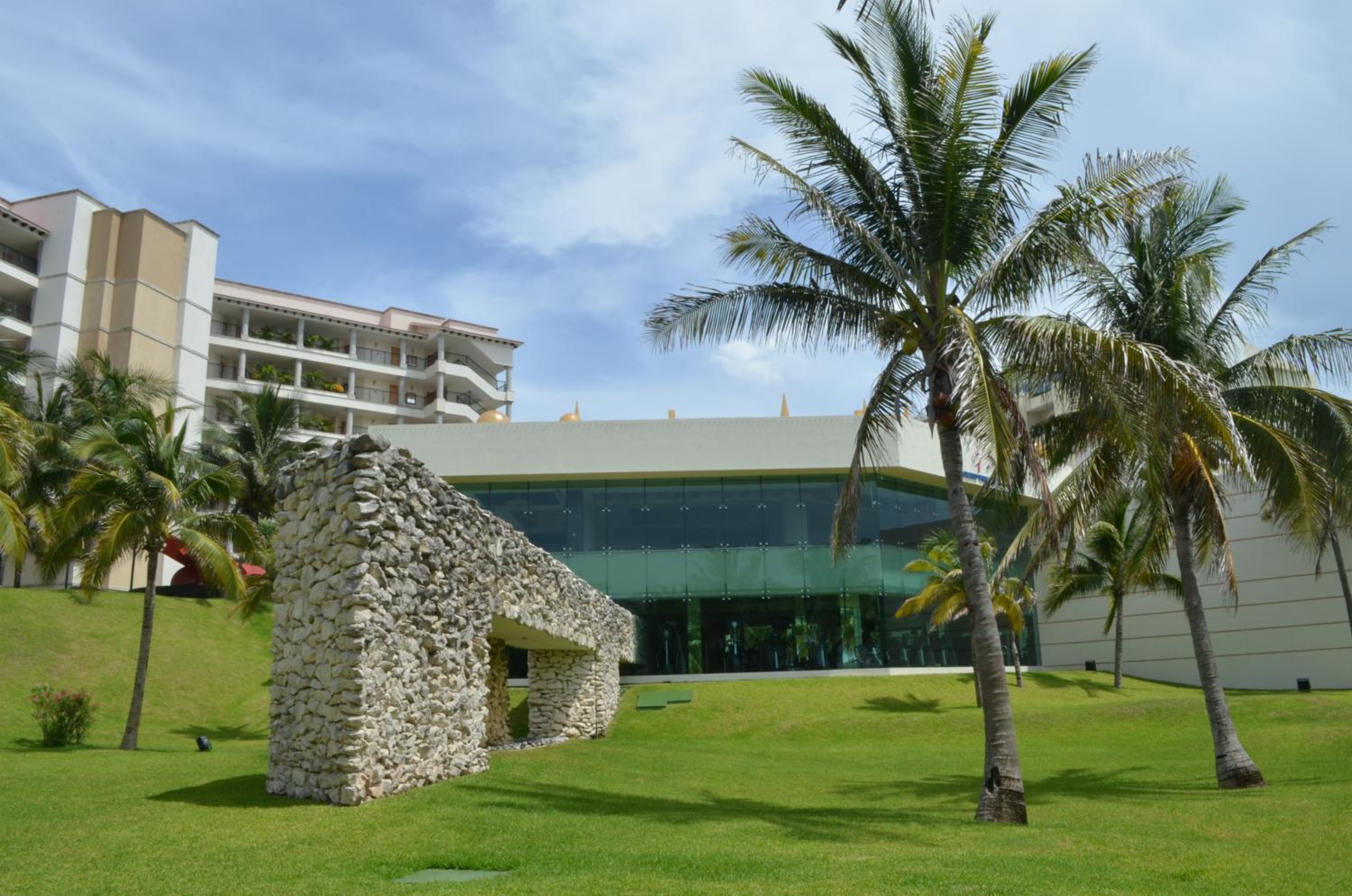 Grand Park Royal Cancun - All Inclusive photo 69 of 164