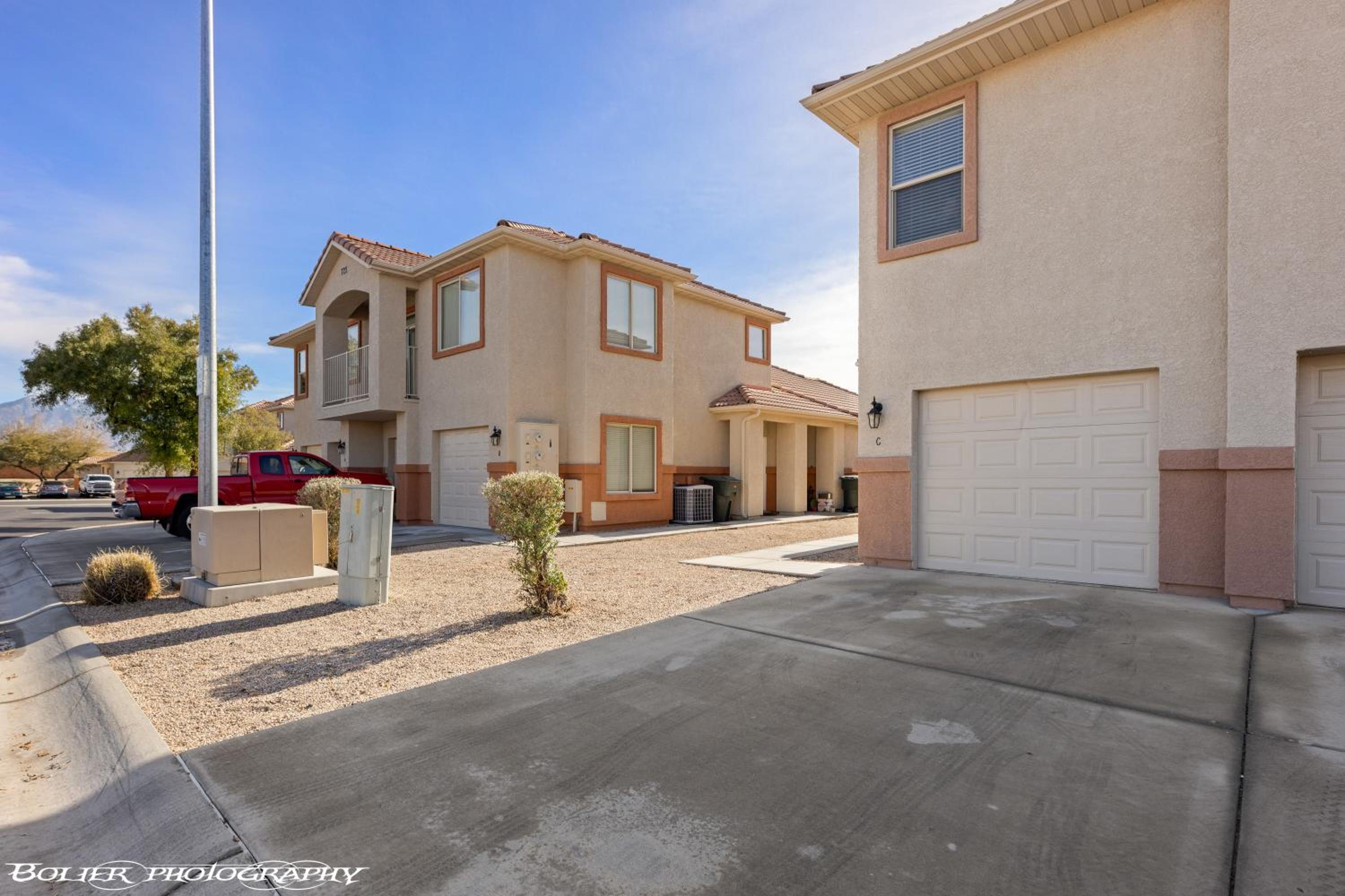 Beautiful Condo at the Springs By Cool Properties view 3