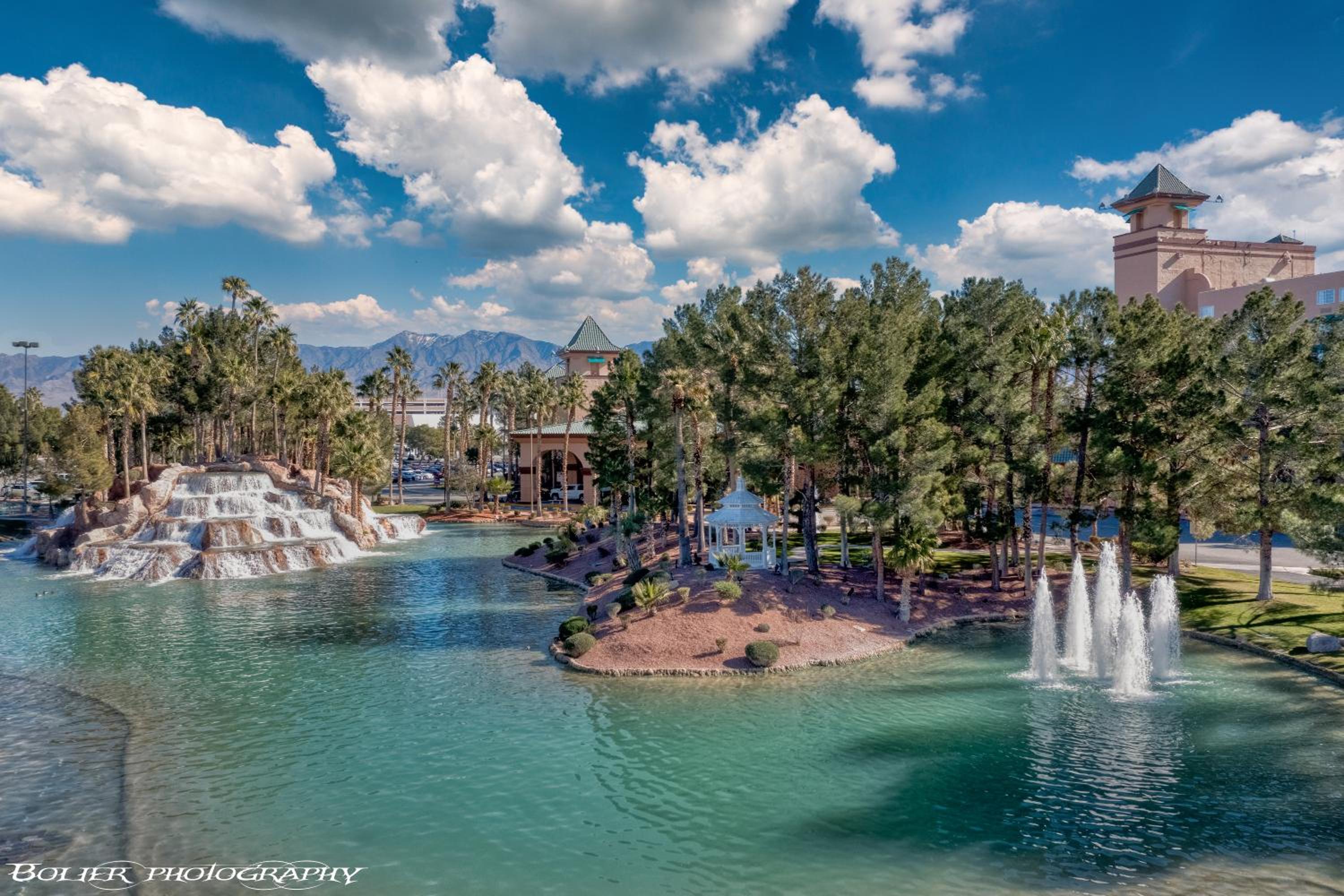 Beautiful Condo at the Springs By Cool Properties - Property Image 1