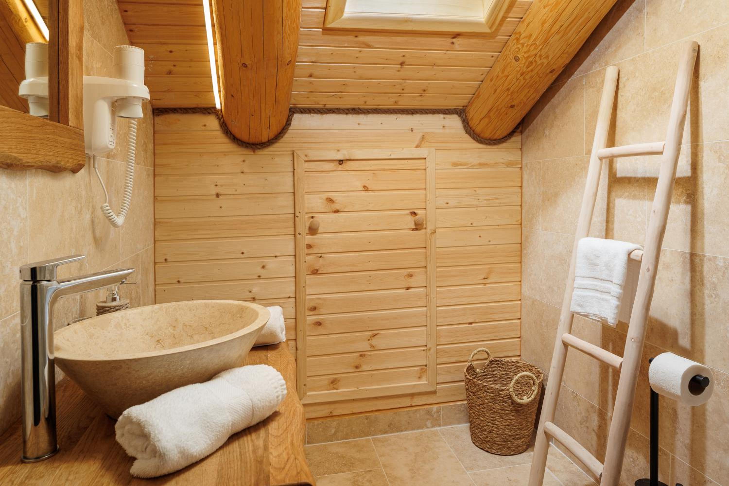 Chalet Rozmarin Predeal view 2