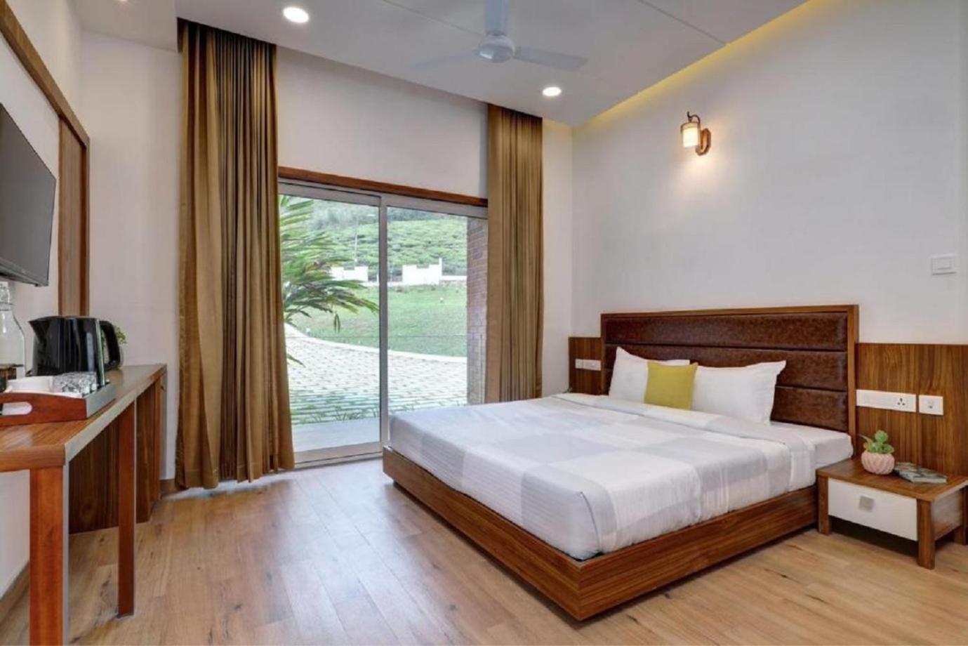 Pakoid Cottages