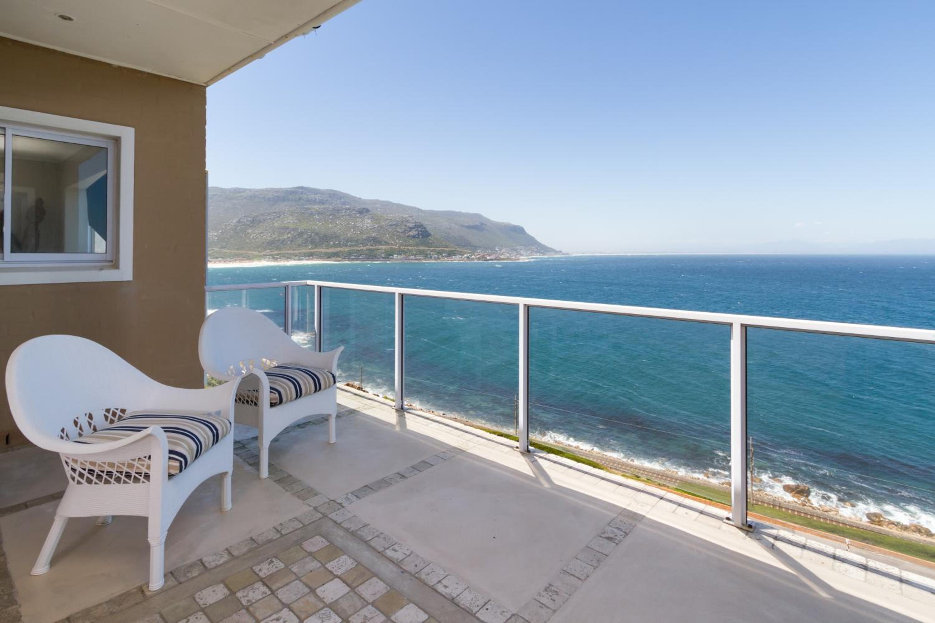 Cape-x-ta-Sea view 3