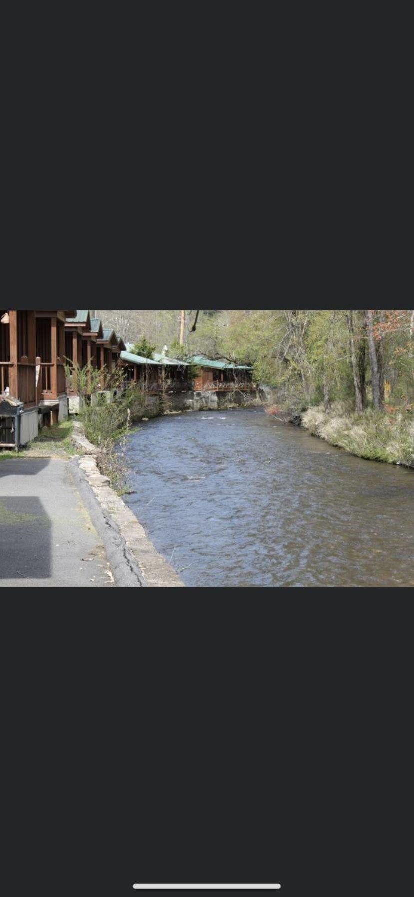 Qualla Cabins and Motel Cherokee near Casino