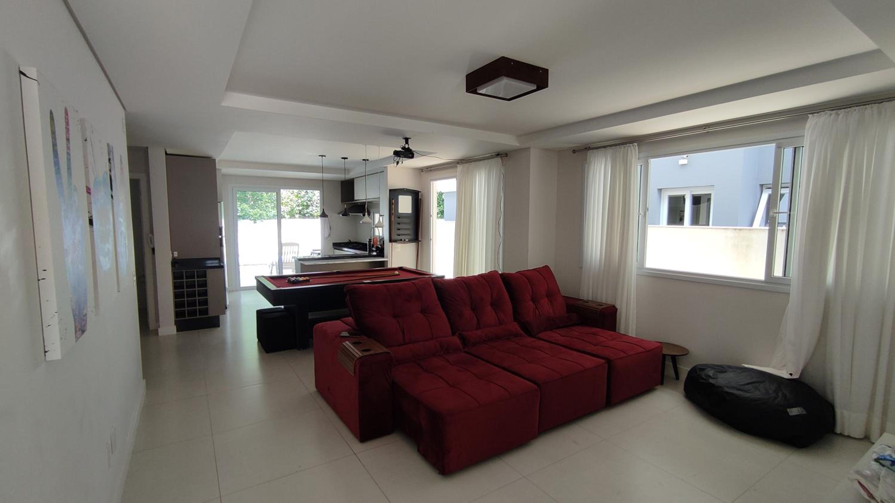 Casa 4 quartos com Piscina e Jacuzzi em Jurerê