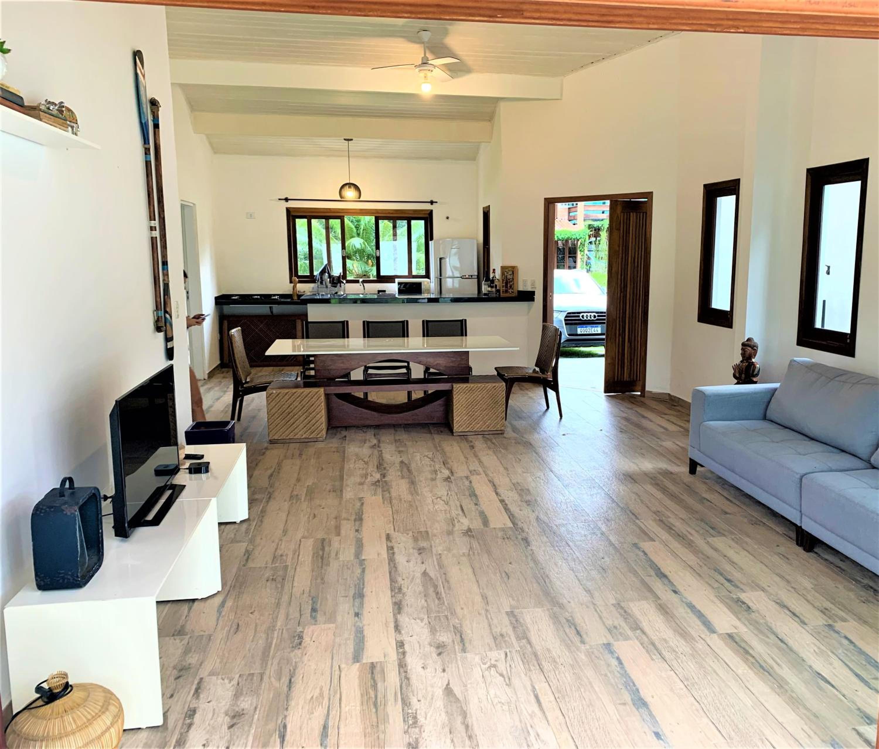 Linda Casa de Condomínio em Ubatuba