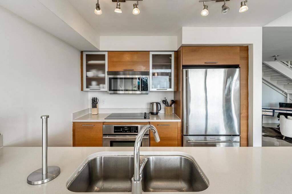 Midtown Miami Wynwood 2-Story Condo - Vice City