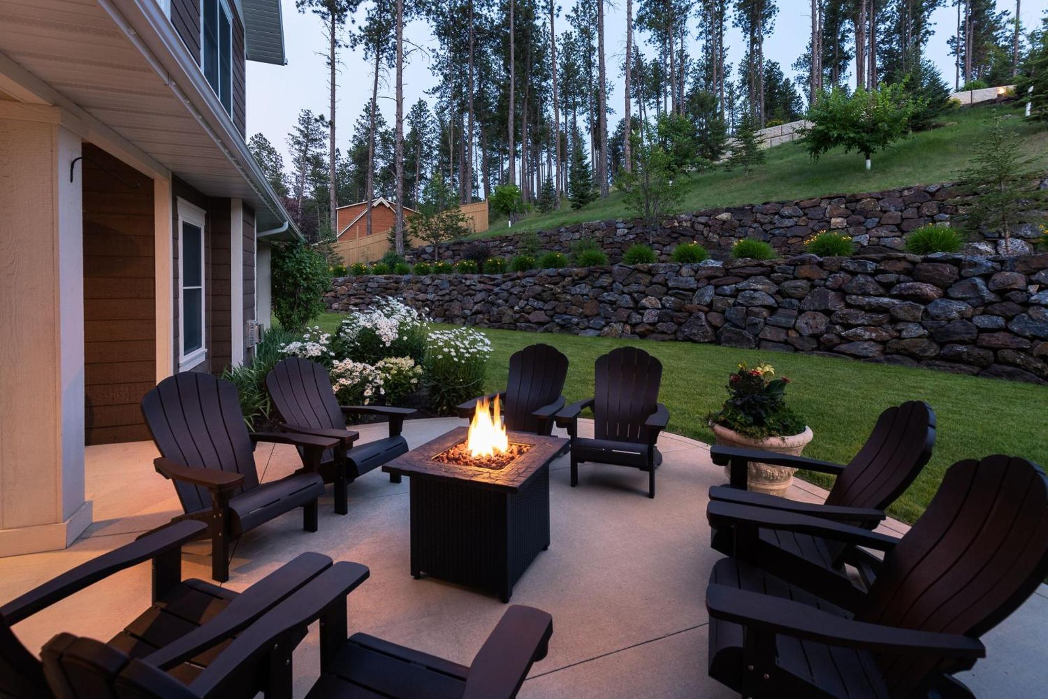 Summer Creek Inn