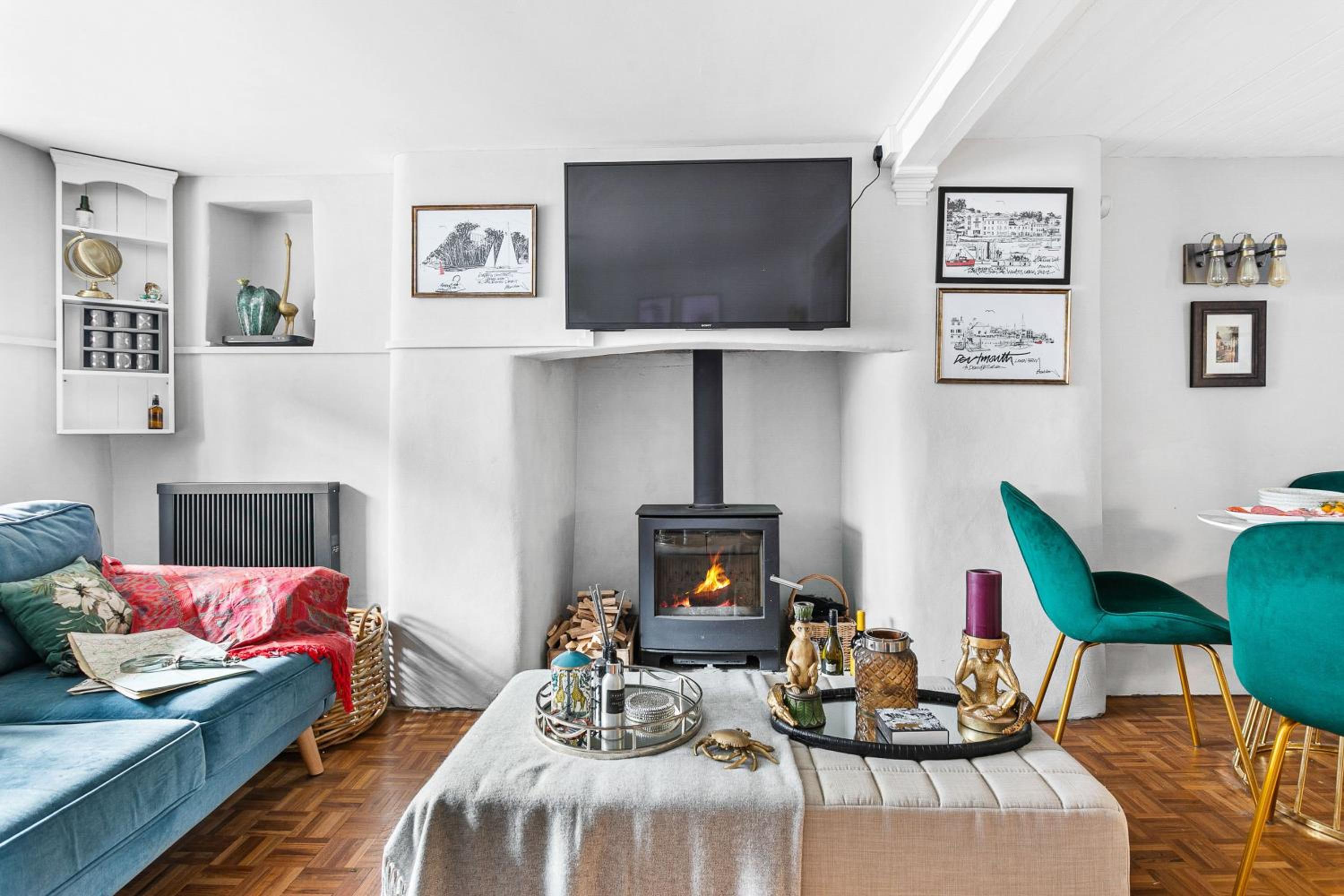 Crooks Cottage - Charming, characterful, glorious views from the garden view 4