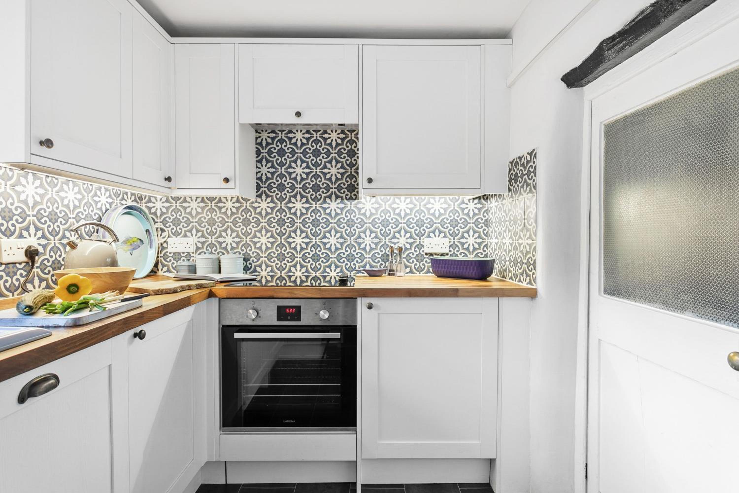 Crooks Cottage - Charming, characterful, glorious views from the garden view 5