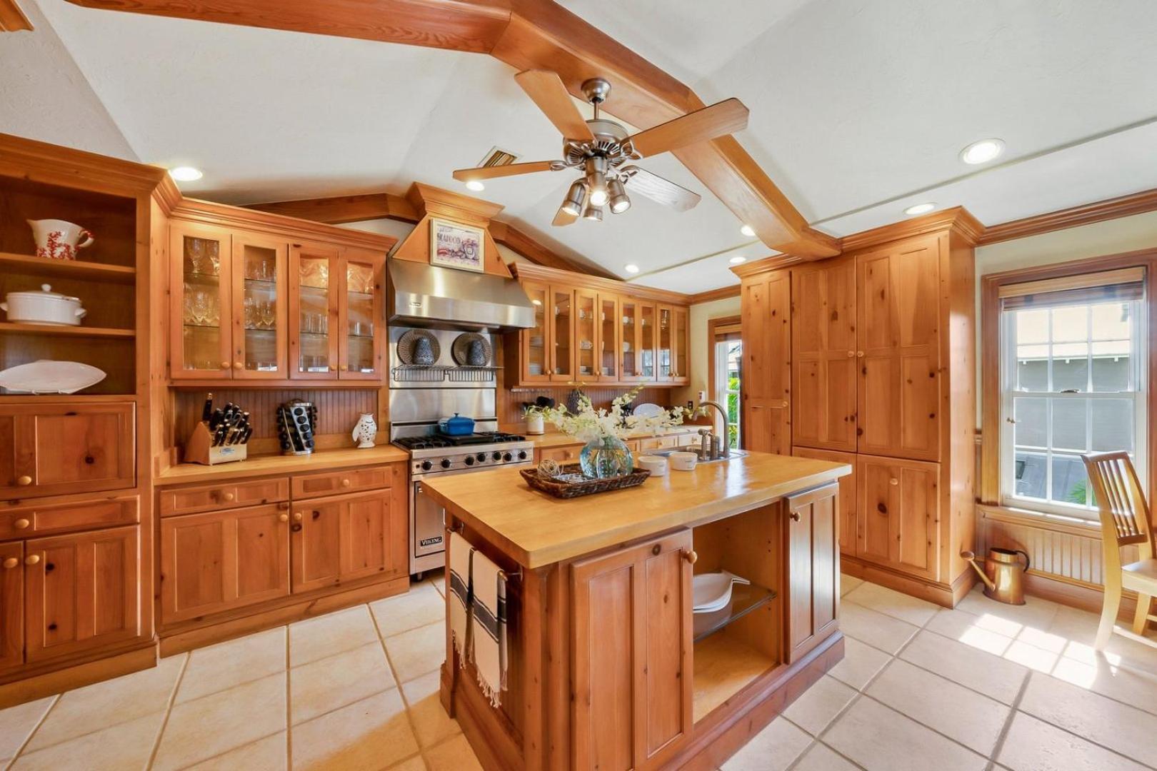 Bean Point Bliss - 820 North Shore Dr view 3