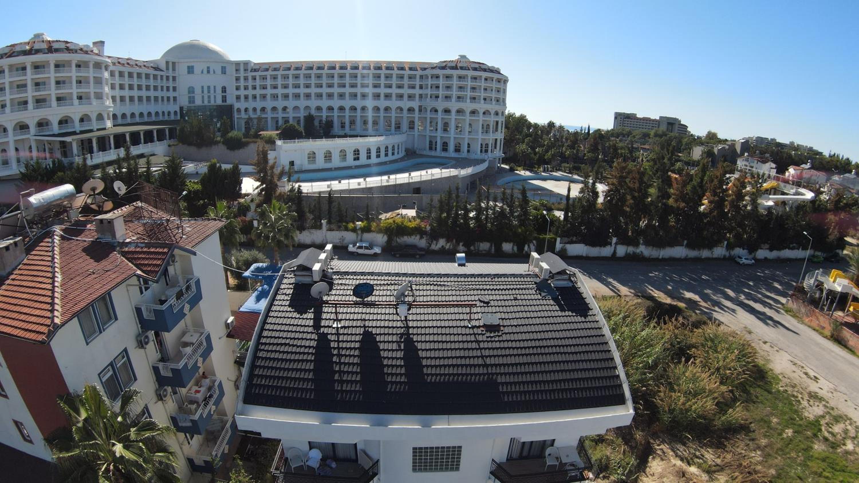 Hotel Side Boutique Hotel - Image 1