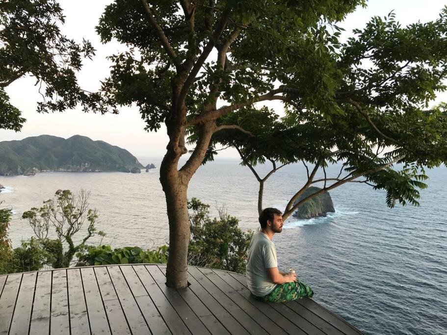 Izu Cliff House. Open Ocean Views. National Park. view 3