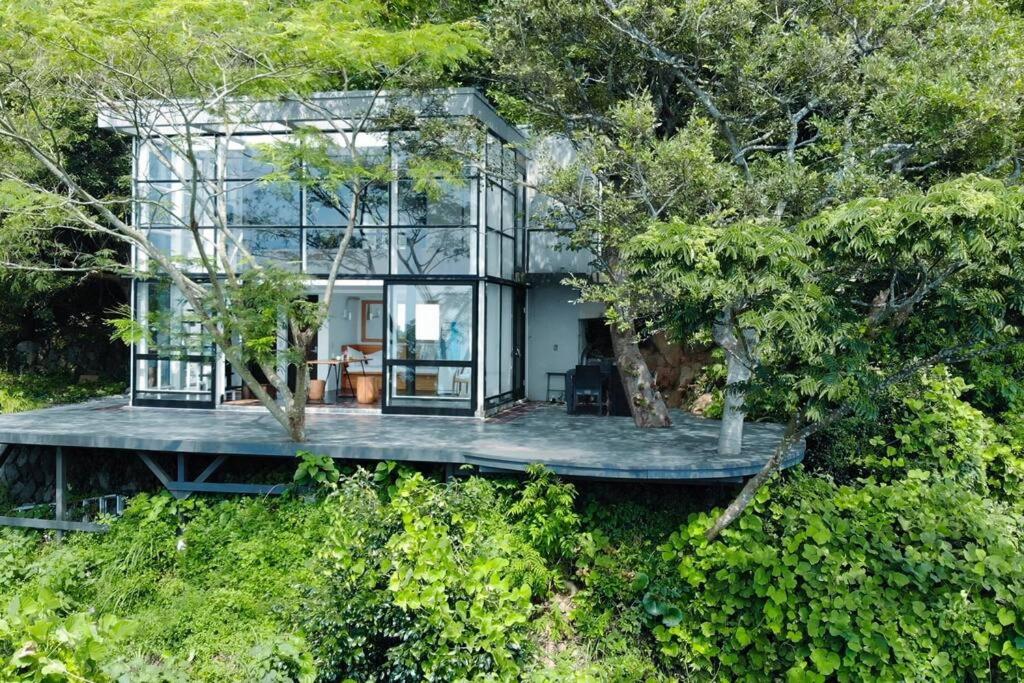 Izu Cliff House. Open Ocean Views. National Park. view 4