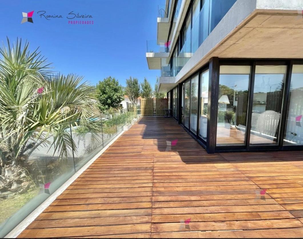 Apartamento primera linea al mar, excelente punto view 2