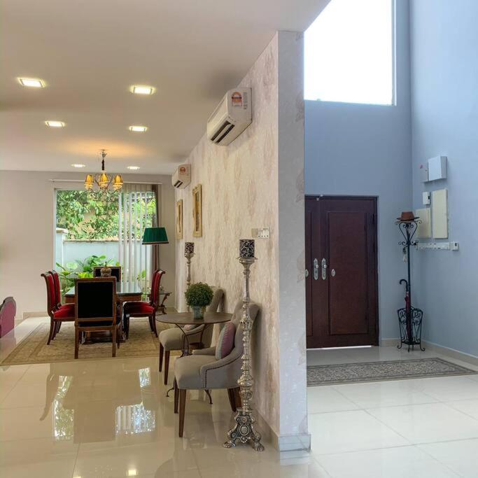 Santai Homestay Jb