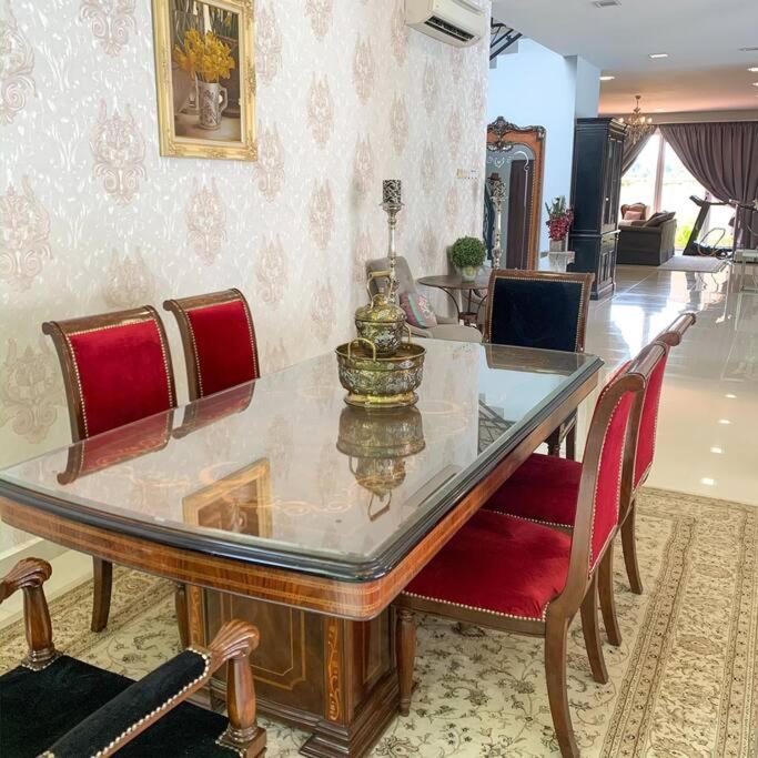 Santai Homestay Jb