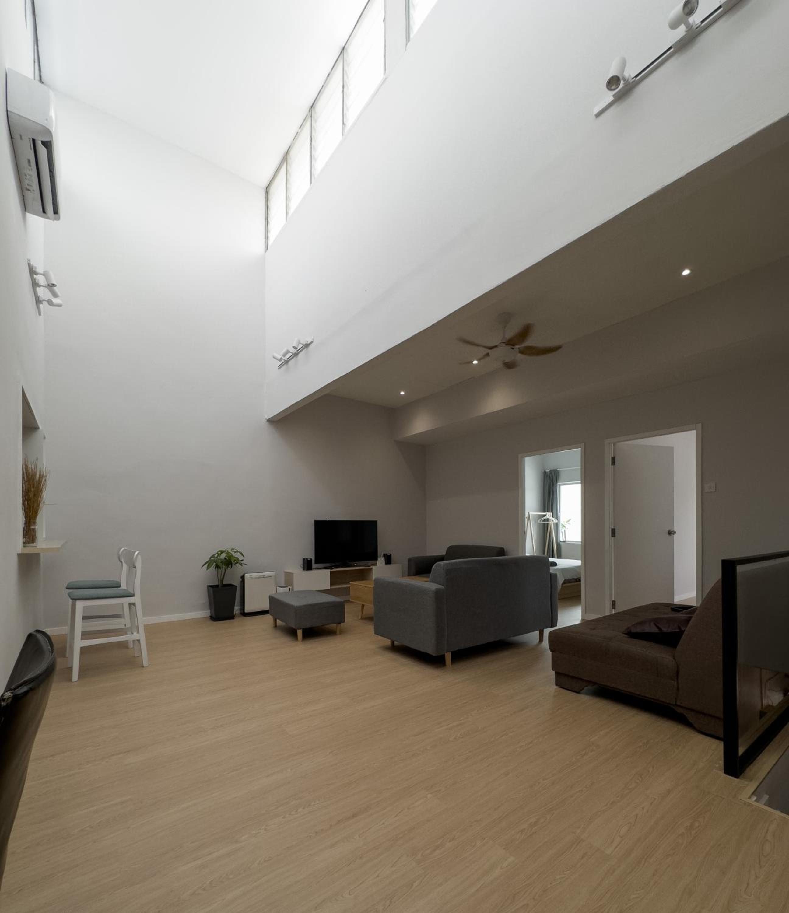 Muji Designer Suite photo 1