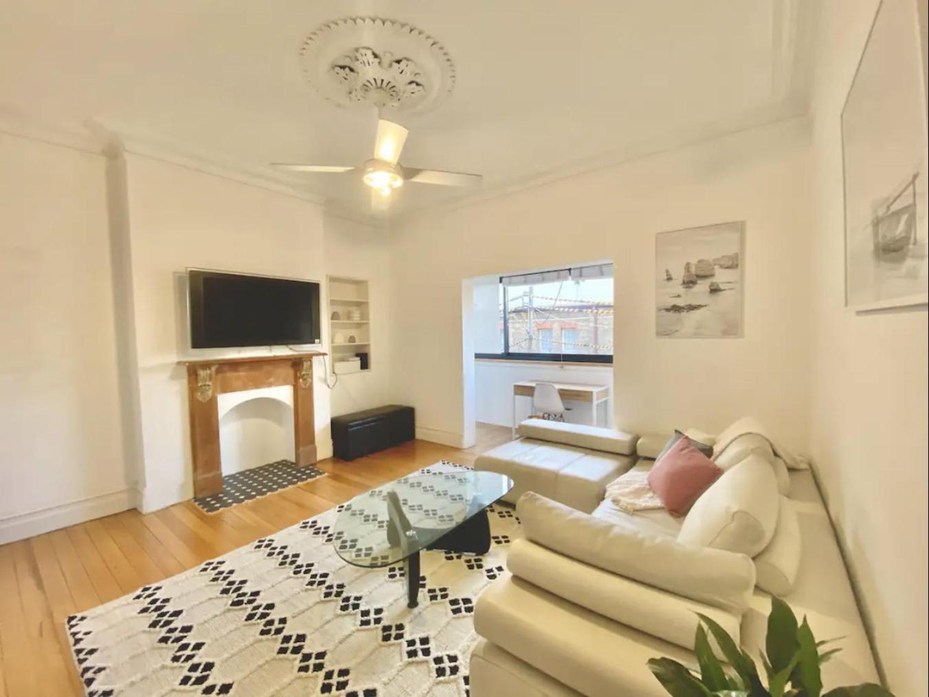 Sunny Apartment in Surry Hills