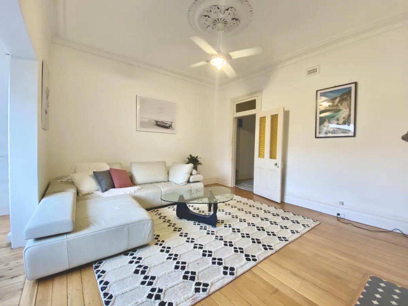 Sunny Apartment in Surry Hills