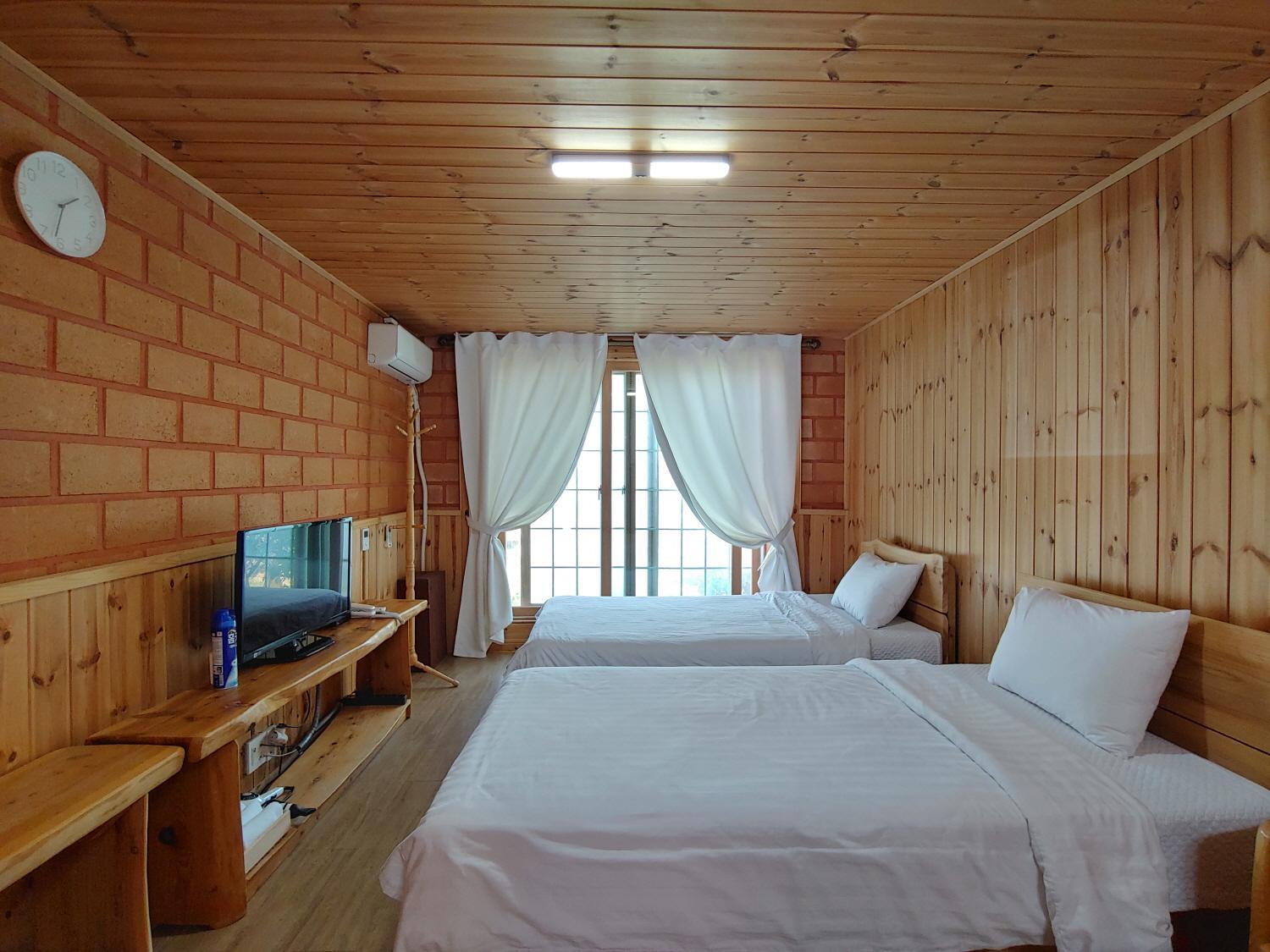 Jeju Hanibaram Pension view 5