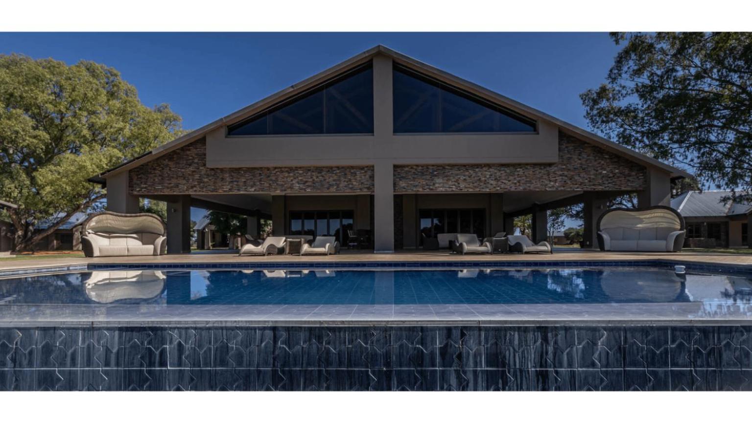 Sandune Game Lodge