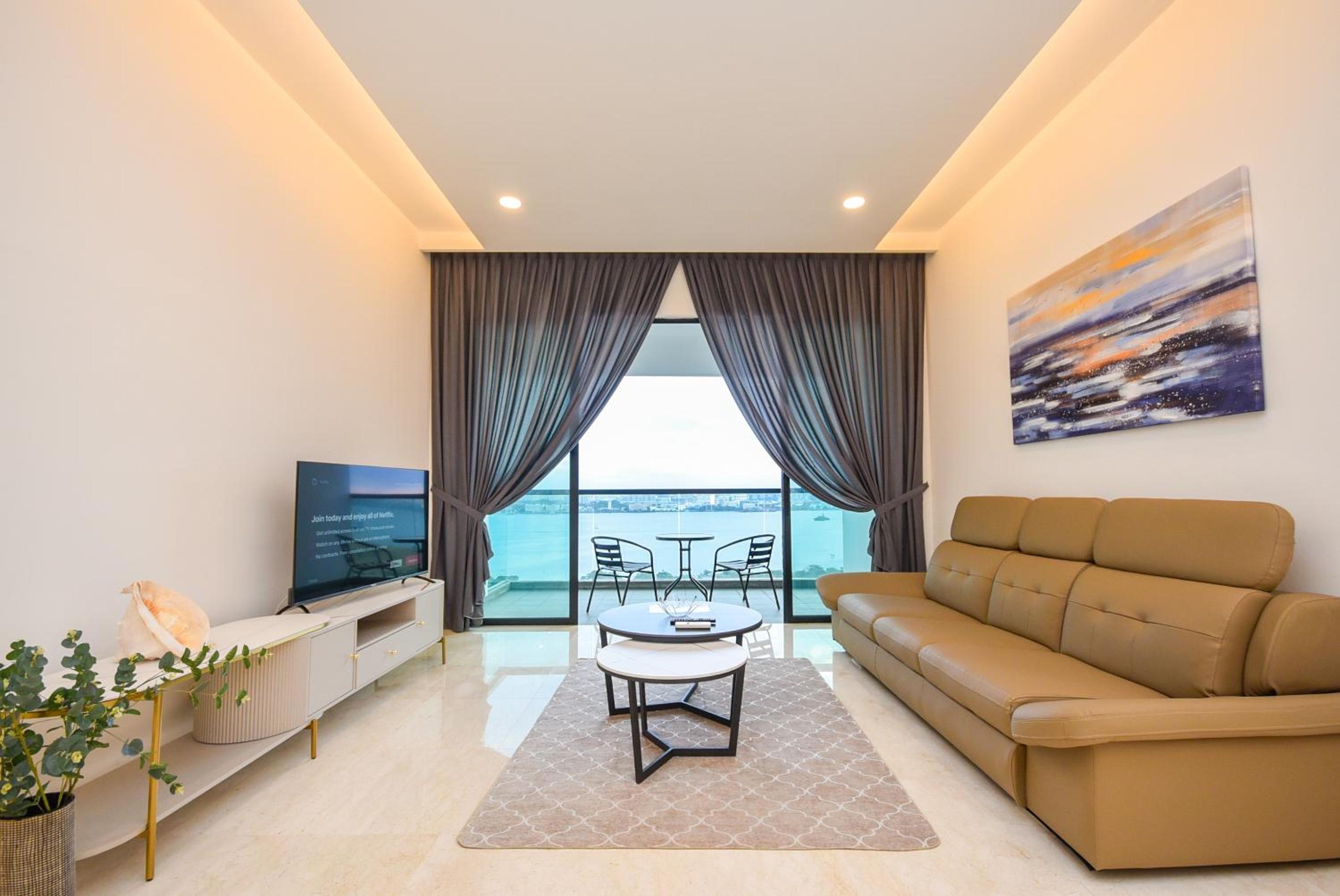 Marina View Resort by Nest Home [Bathtub & Seaview!]