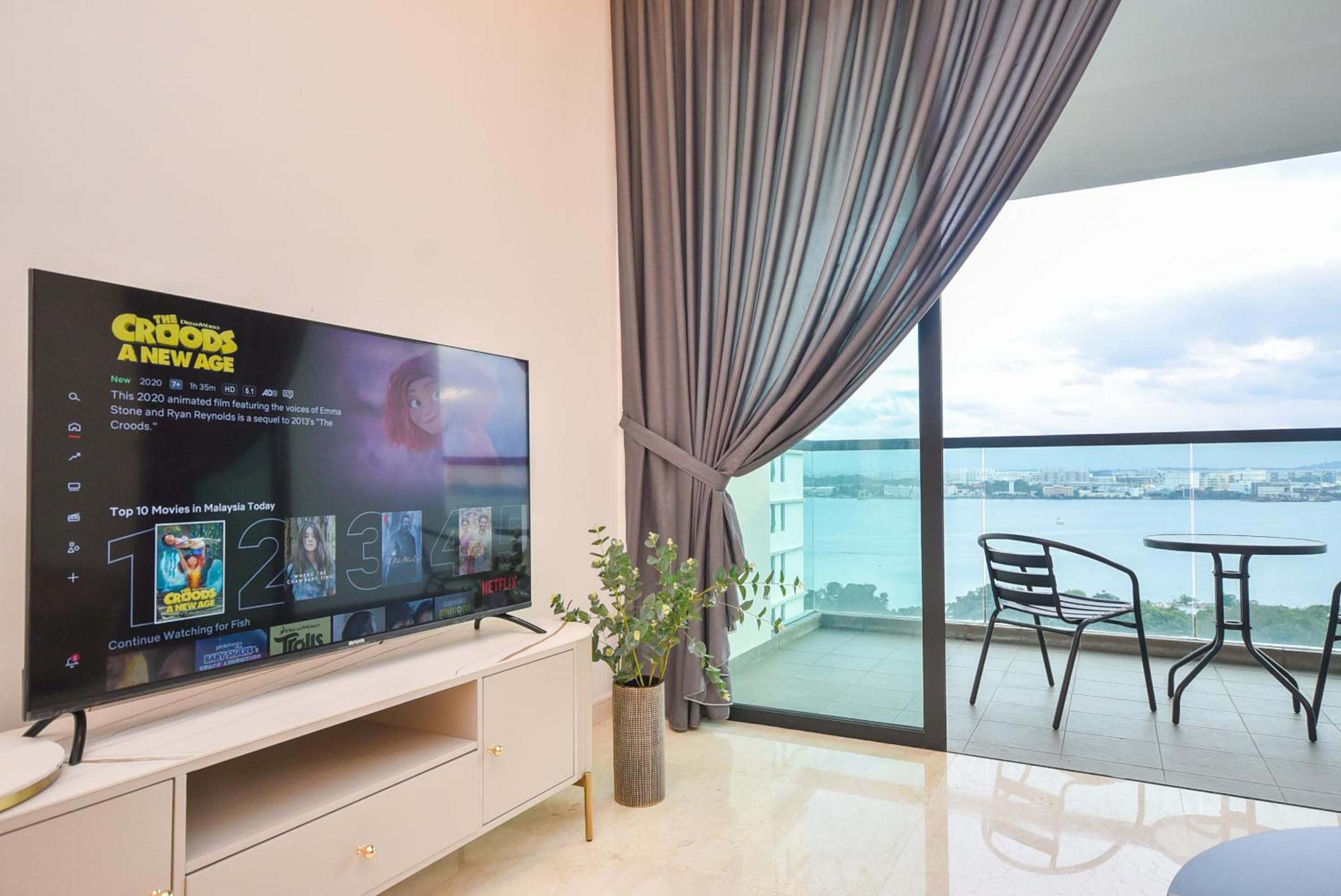 Marina View Resort by Nest Home [Bathtub & Seaview!]
