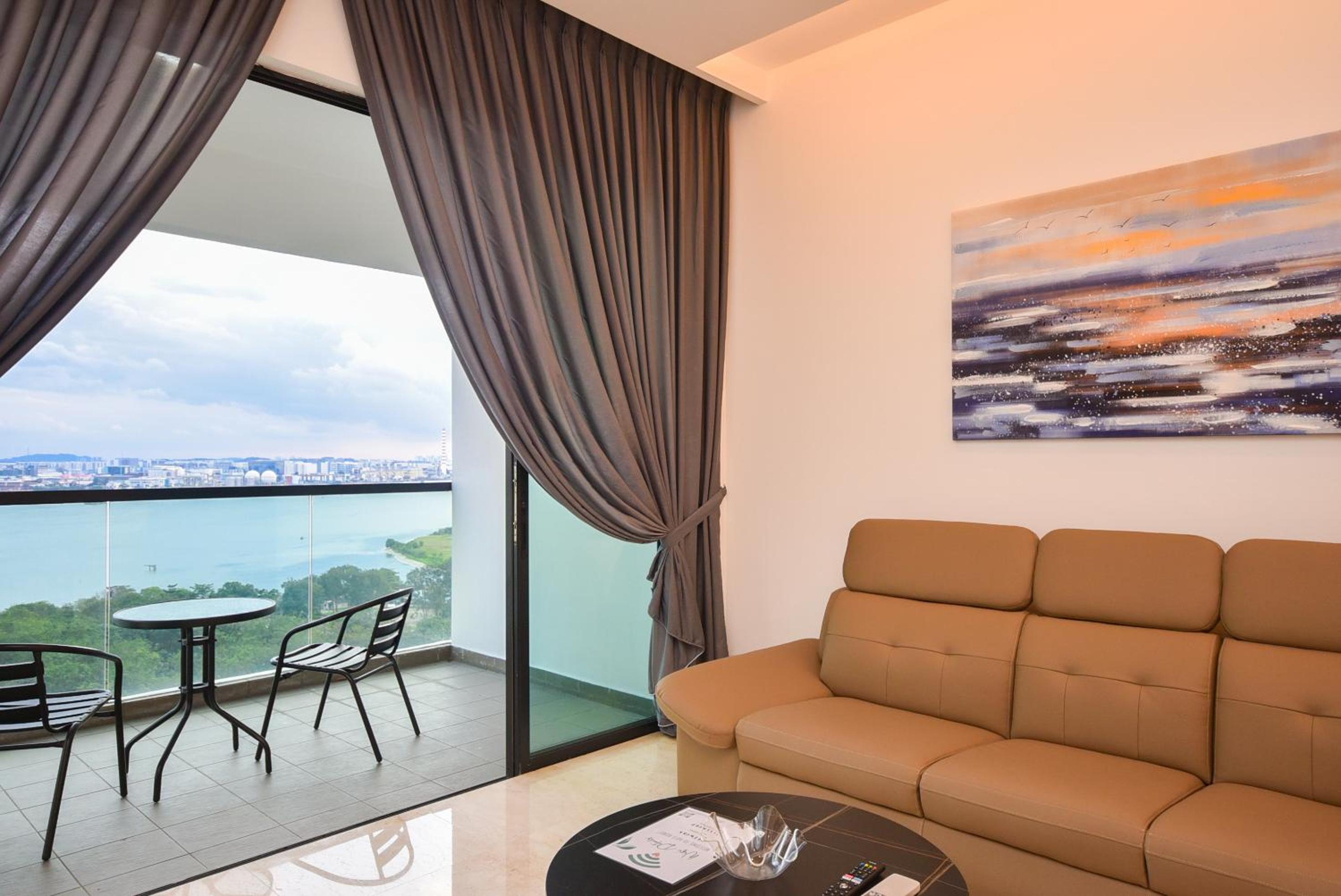 Marina View Resort by Nest Home [Bathtub & Seaview!]