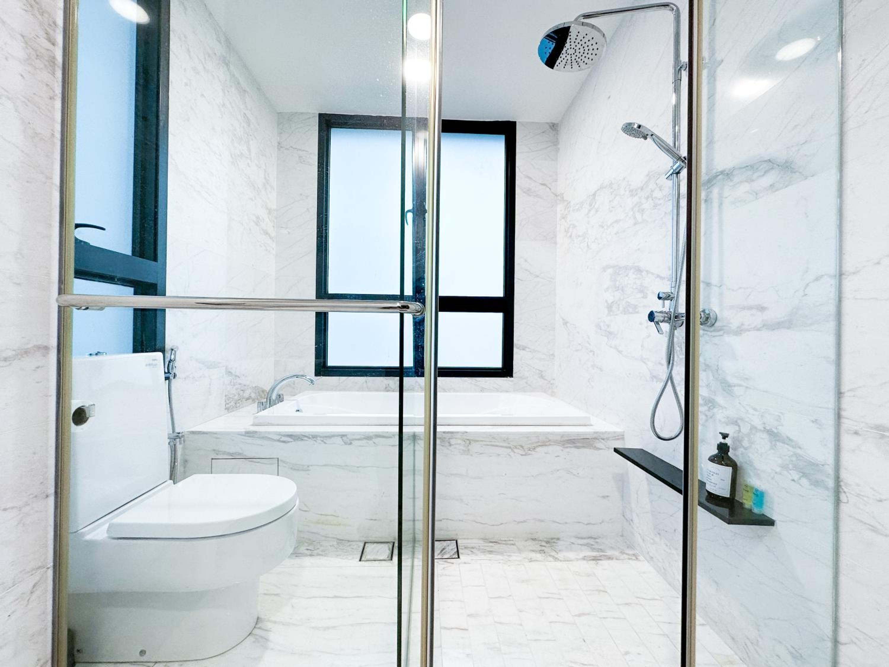 Marina View Resort by Nest Home [Bathtub & Seaview!]
