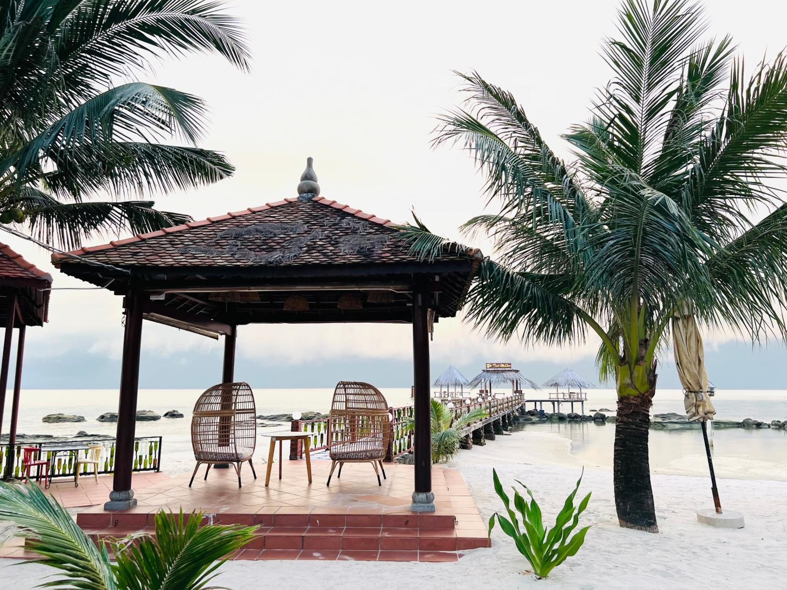 Gold Coast Phu Quoc Beach Resort