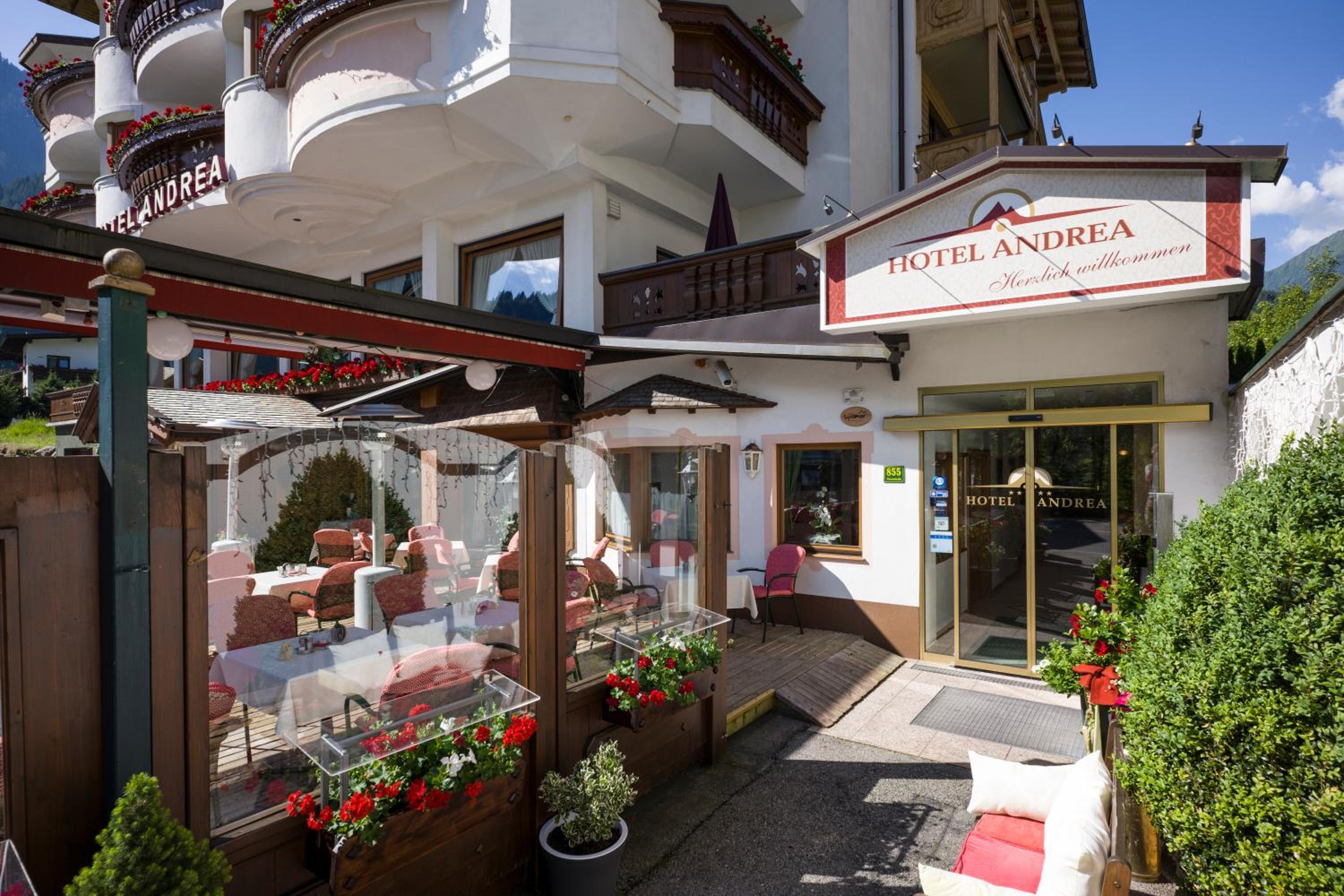 Hotel Andrea - Image 1