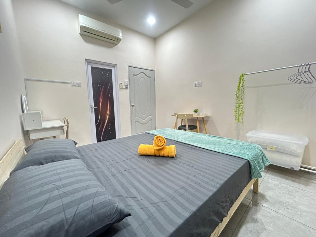 8 Bukit Markisa nearby CMH 10Pax photo 3