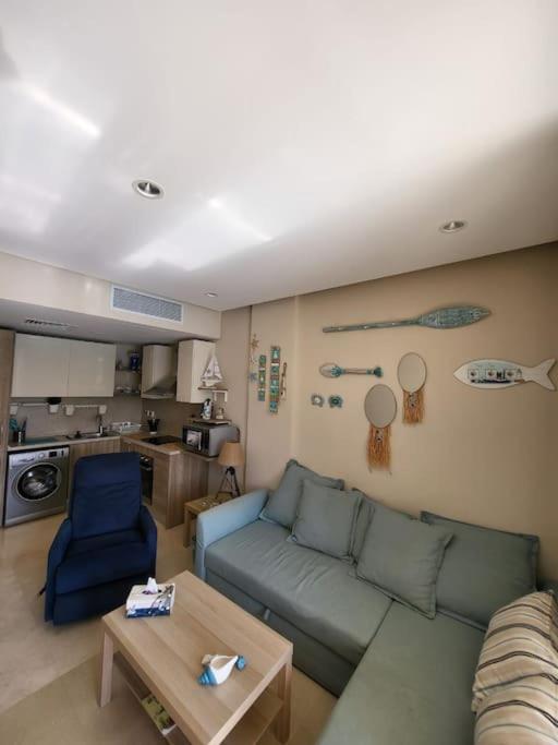 Mangroovy Ritzy, Cerulean appartement by the pool