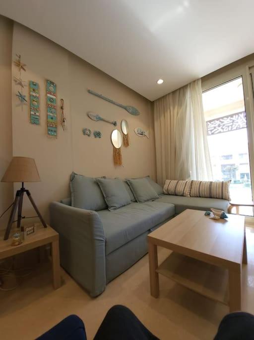 Mangroovy Ritzy, Cerulean appartement by the pool