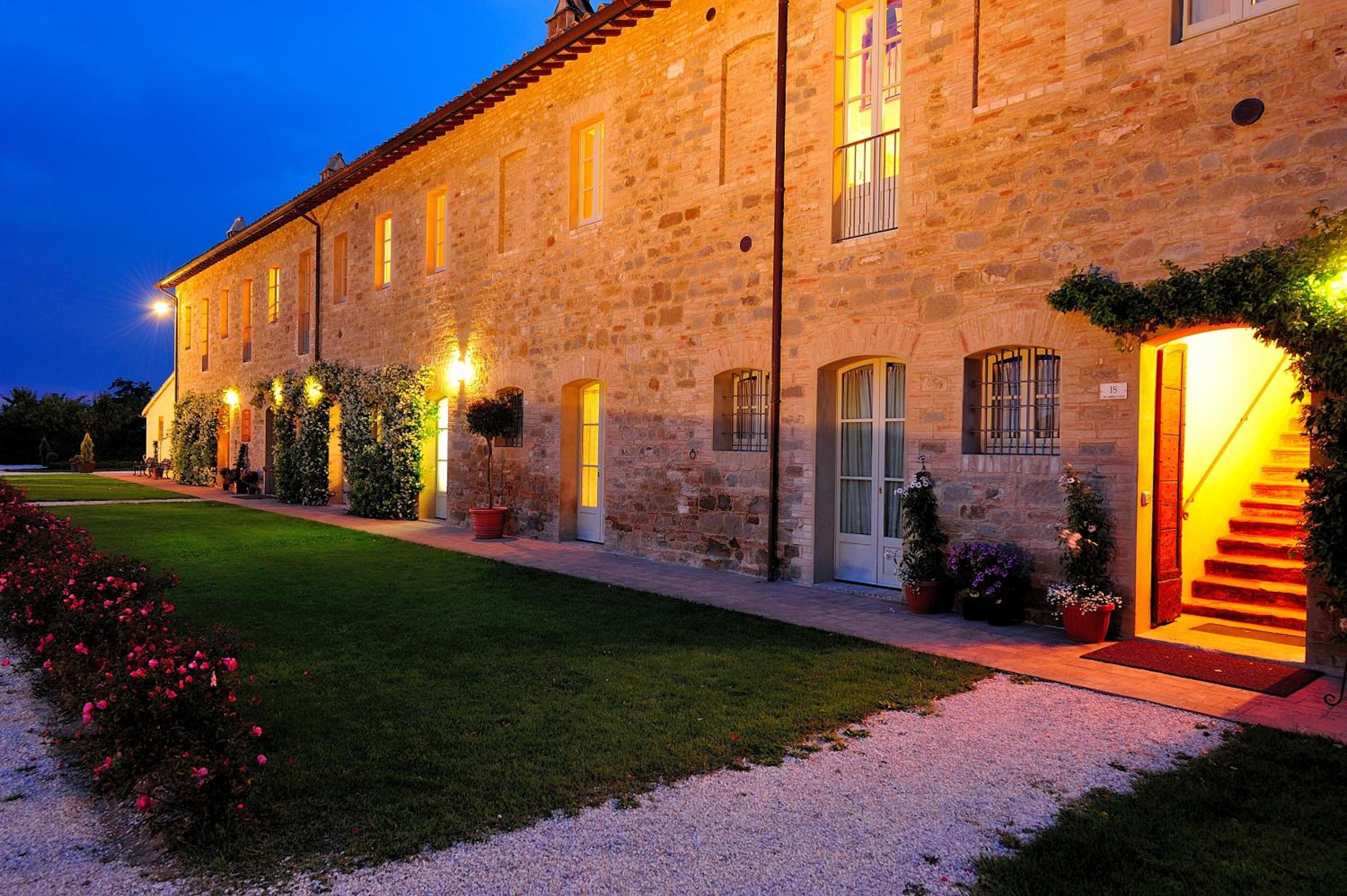 Hotel Favorita Food&Wine Resort - Image 1