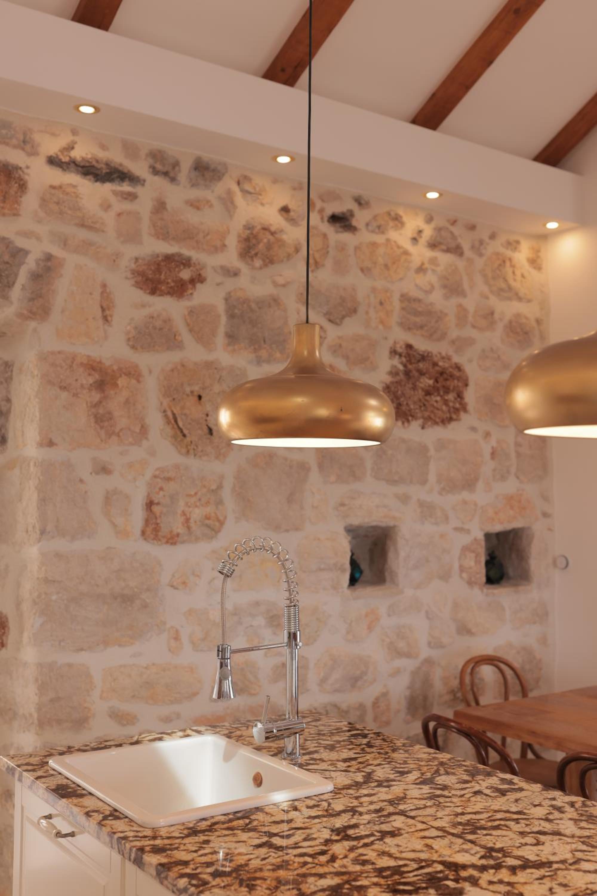 Photo 37