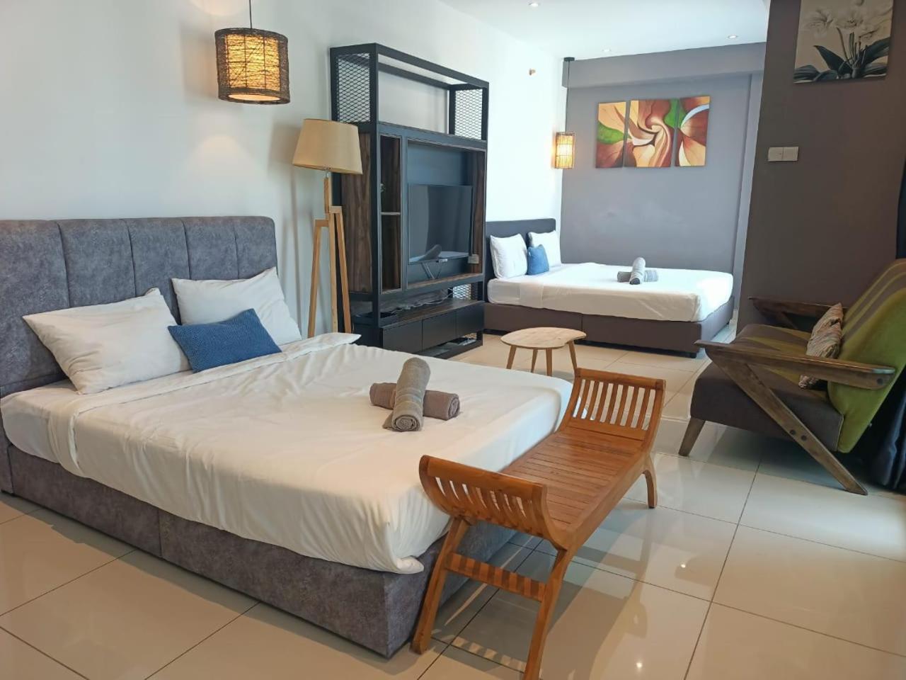 Family Suites at Mansion One by MAJ photo 3