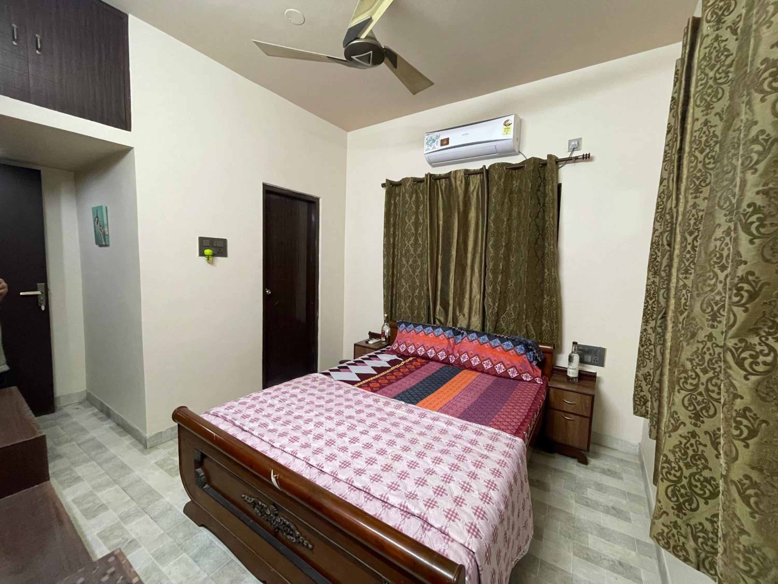 Satguru Homestays view 4
