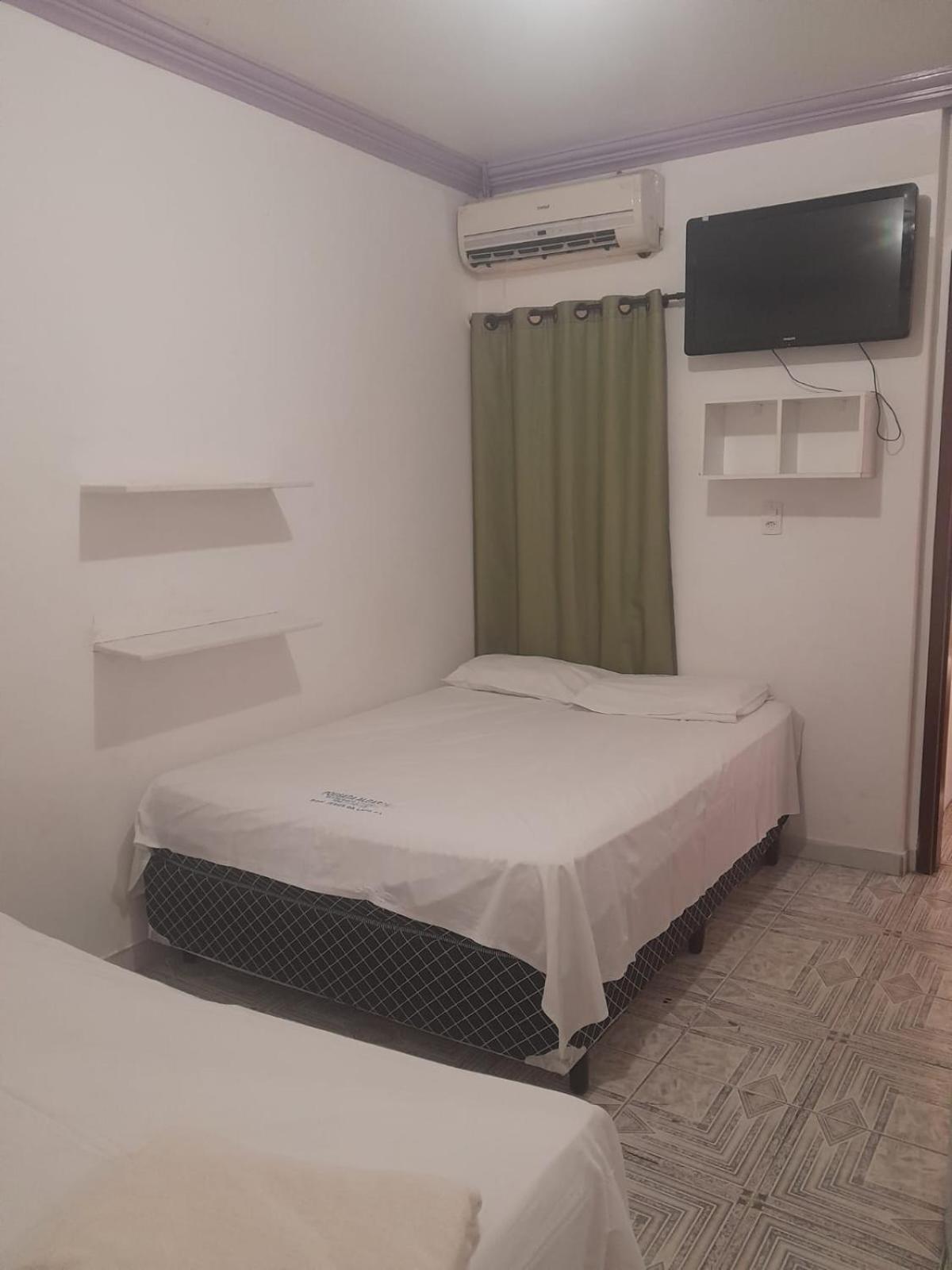 Hotel Algaroba