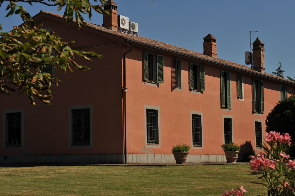 Villa Augusta Sleeps 14 Exclusive Pool photo 4