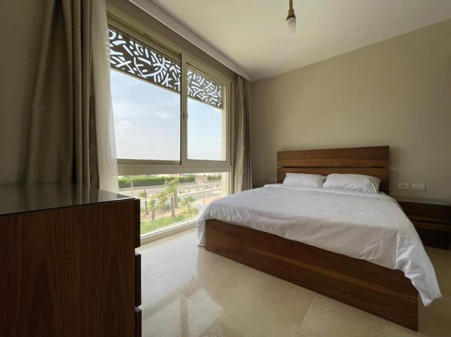 Mangroovy - 1BR Ravishing Lake and Mountain View view 4