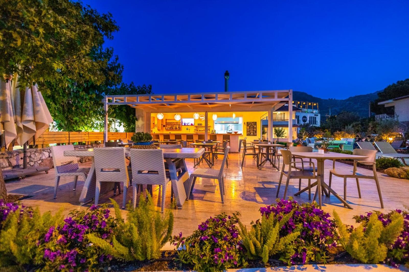 selimiye base - Image 9