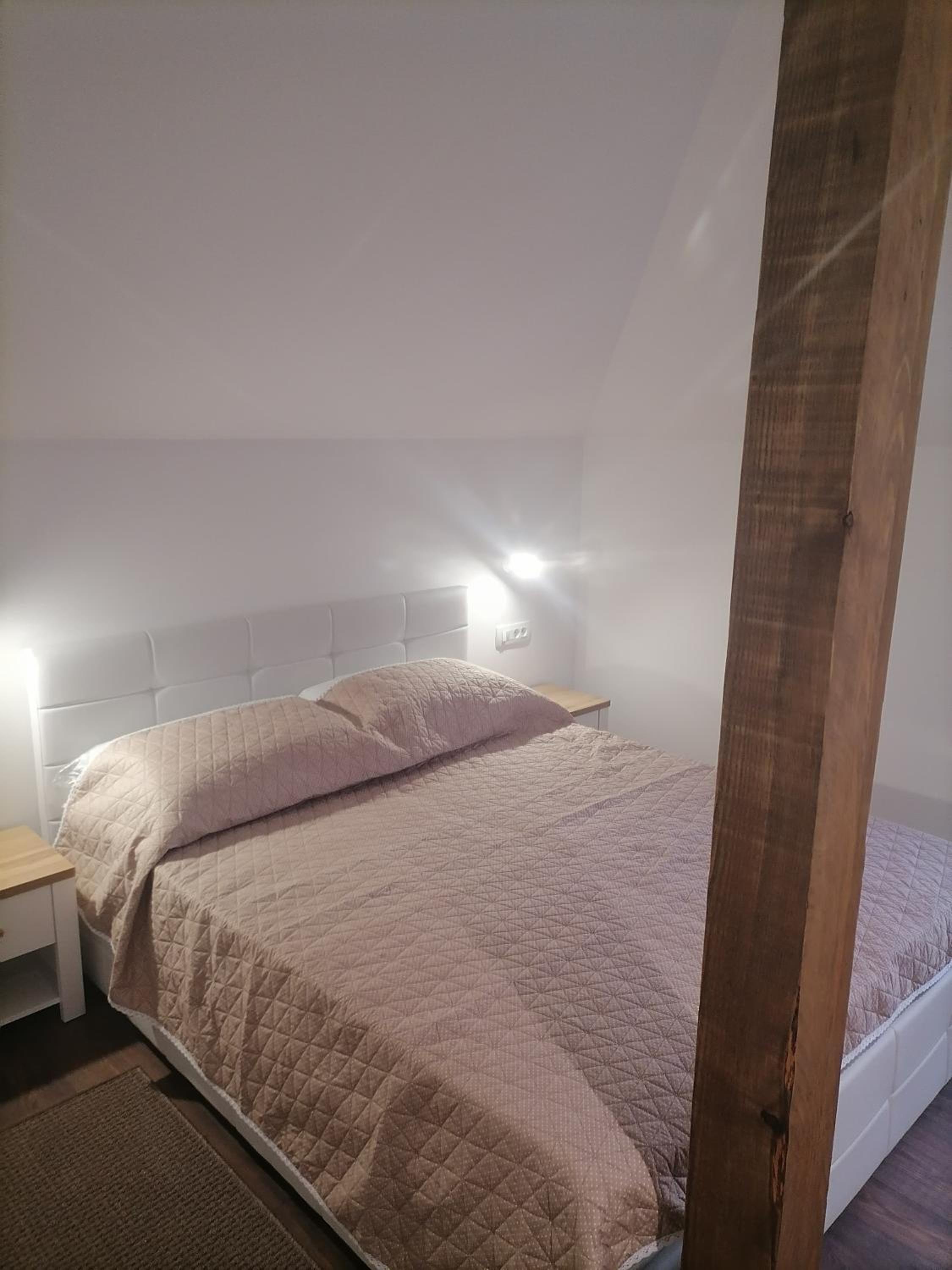 Ala da-apartman sa bazenom