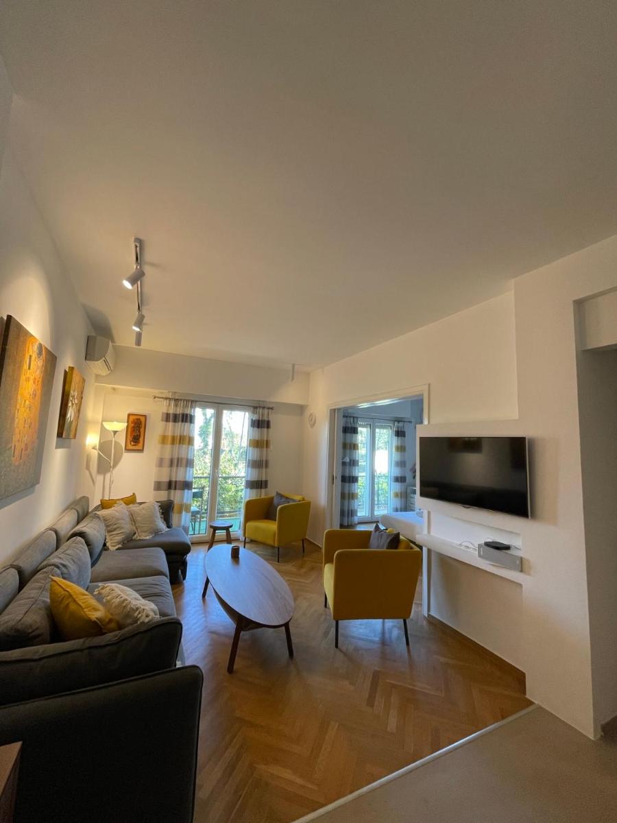 Glyfada Breeze Apartments