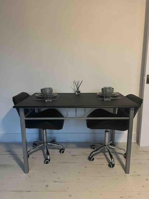 Spacious One Bedroom Private Flat in Brixton +Wifi