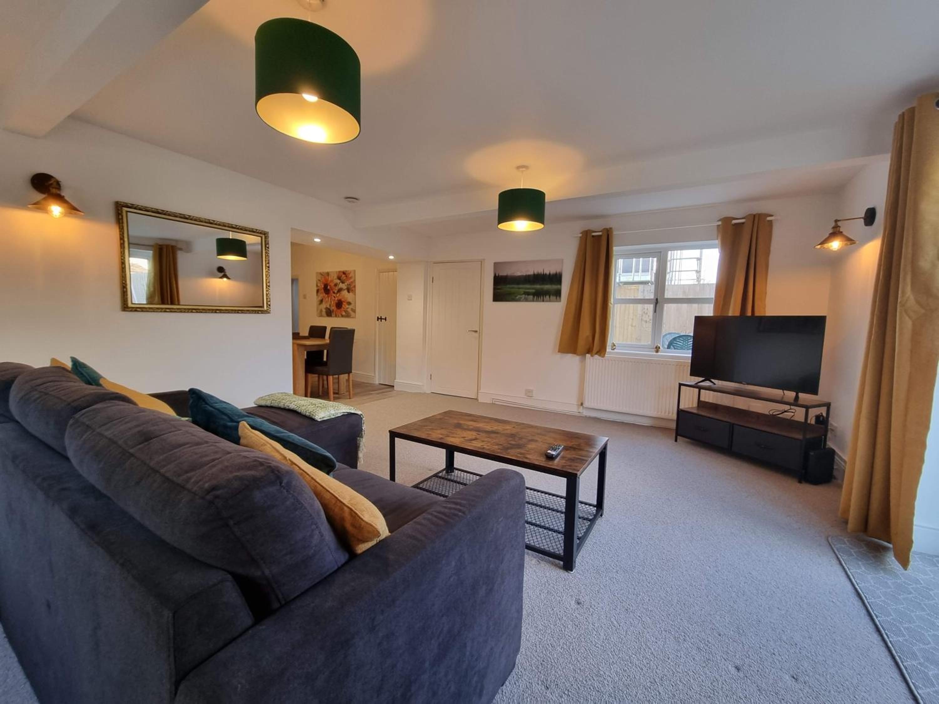Well Cottage by Cliftonvalley Apartments