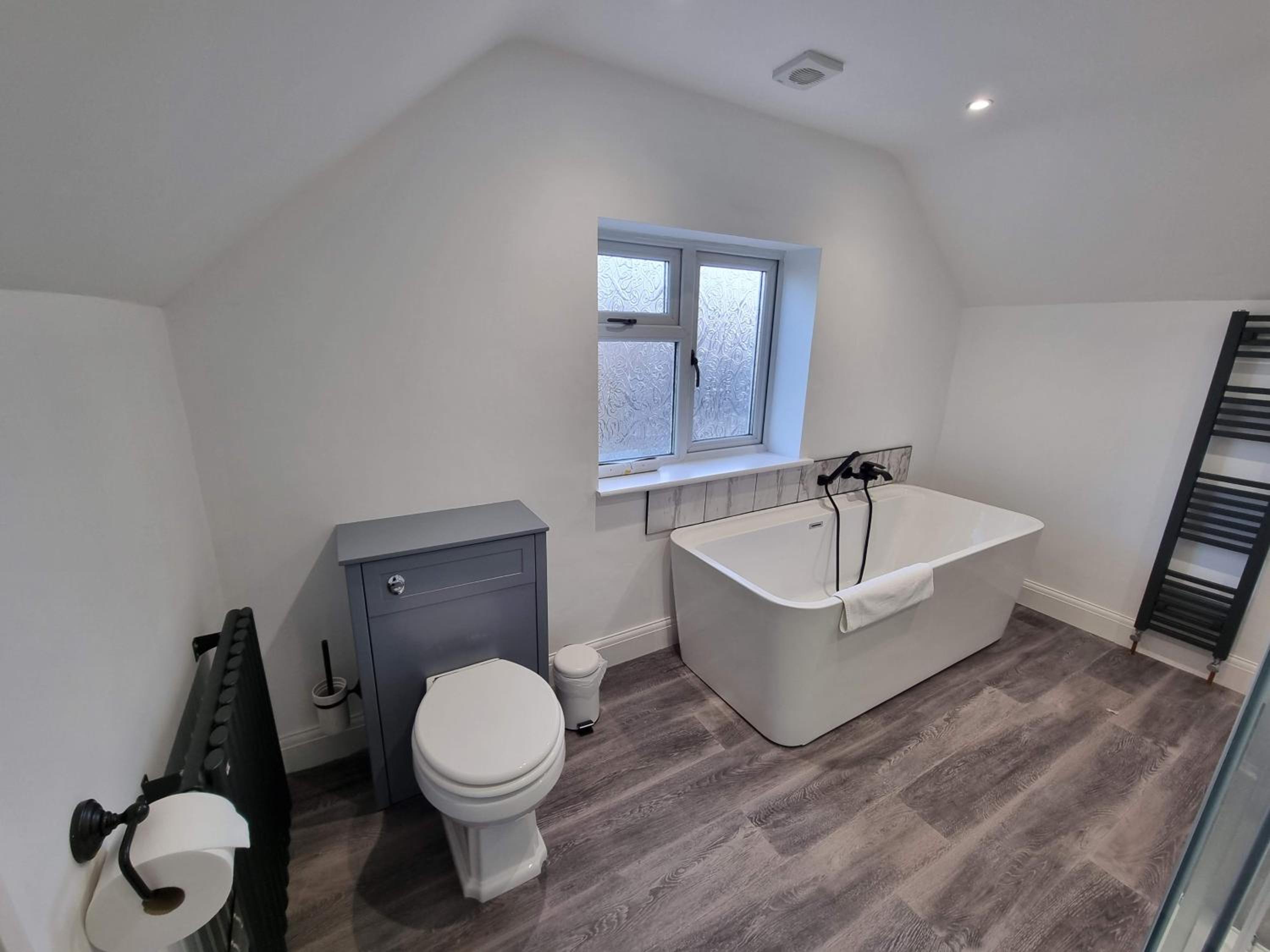 Well Cottage by Cliftonvalley Apartments