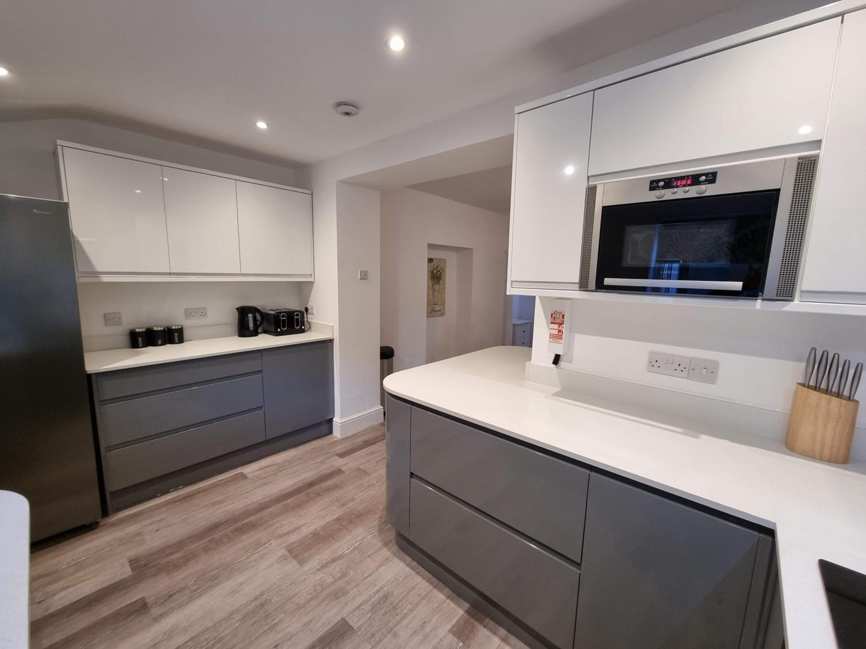 Well Cottage by Cliftonvalley Apartments